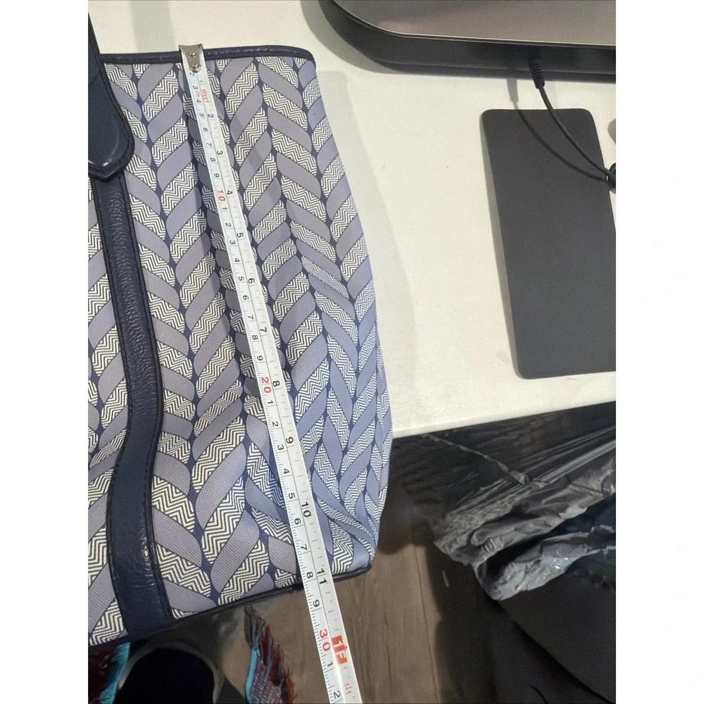 BRIGHTON INTERLOK‎ COLLECTION BLUE ROOMEY TOTE COATED CANVAS LEATHER $450 Retail